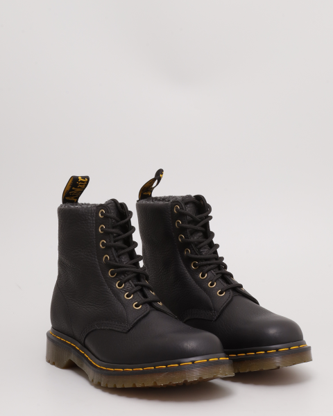 Underground shoes sale hotsell